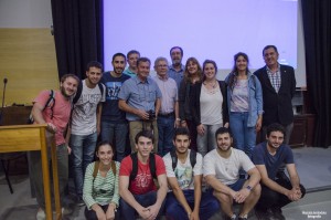 Especialistas rusos junto a docentes y alumnos de Ing. Agrimensura
